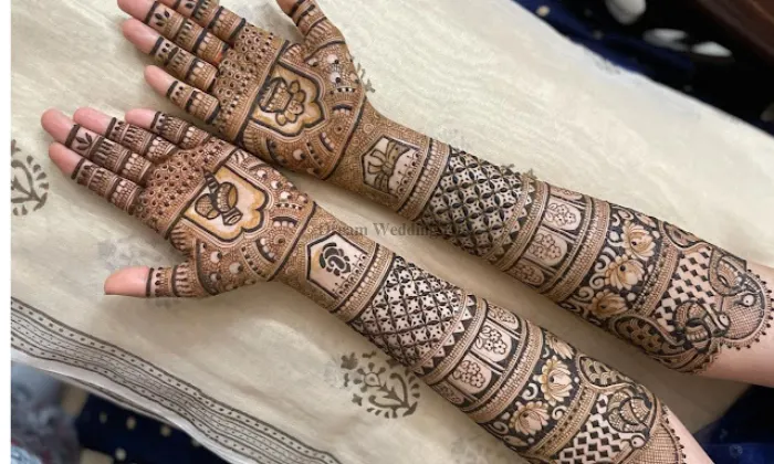 Chaurasiya mehndi artist